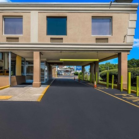 Rodeway Inn Filadelfia Exterior foto