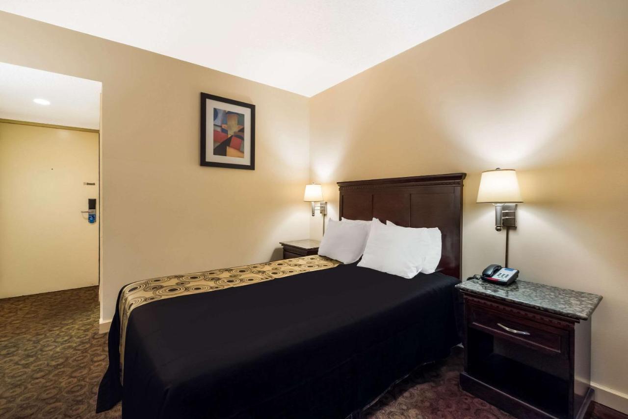 Rodeway Inn Filadelfia Exterior foto