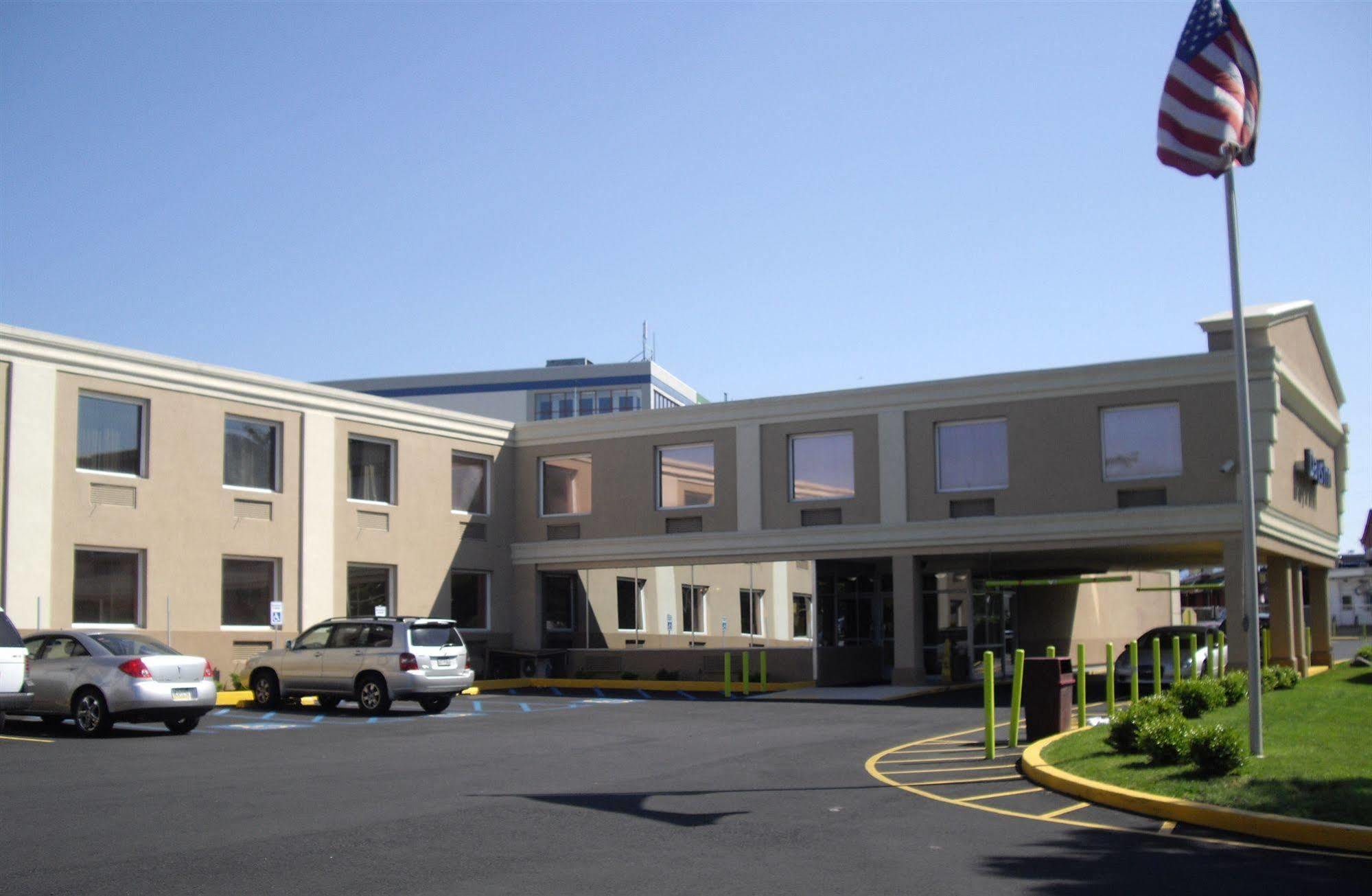 Rodeway Inn Filadelfia Exterior foto